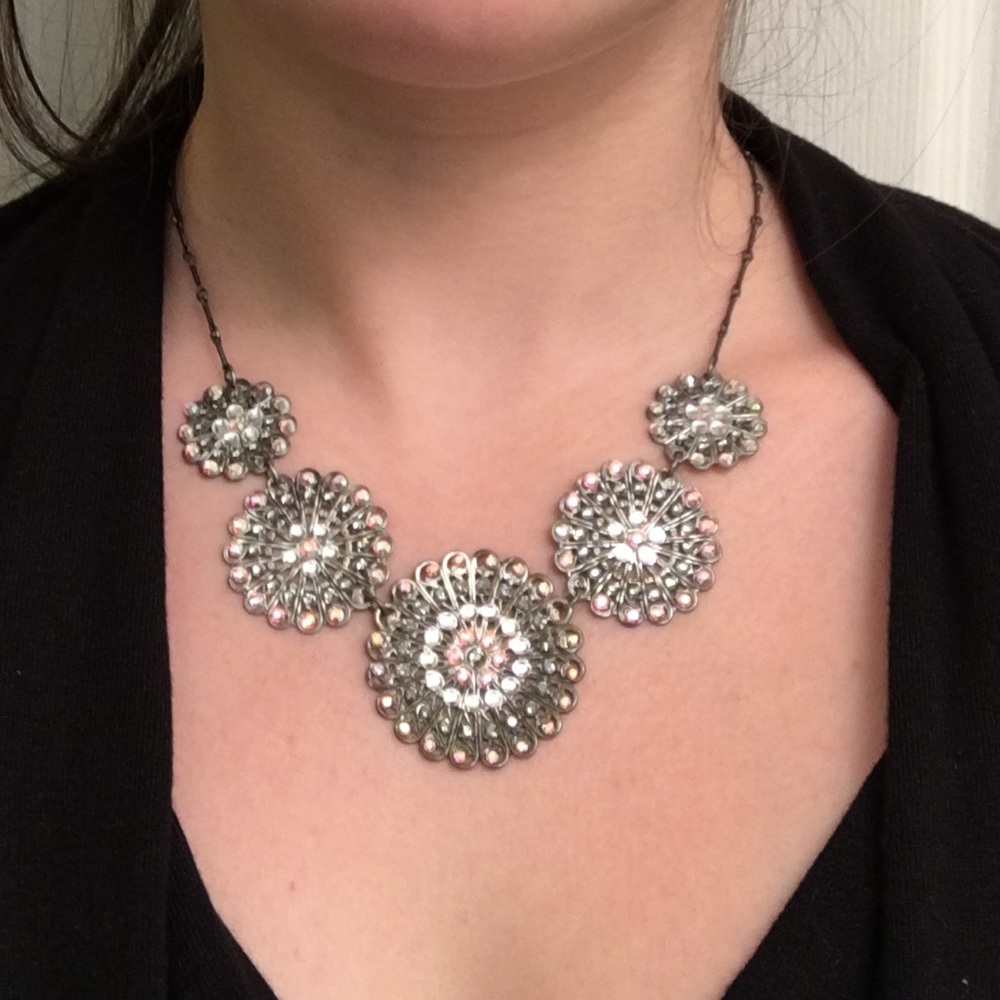 Silver Iridescente Earring and Necklace Set - Picture 6 of 6